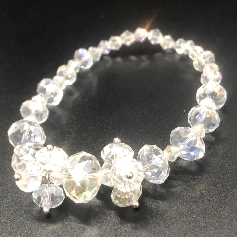 Clear Crystal Stretch Bracelet 7"inch